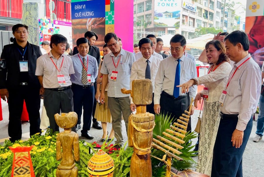 lang-nghe-1.jpg
