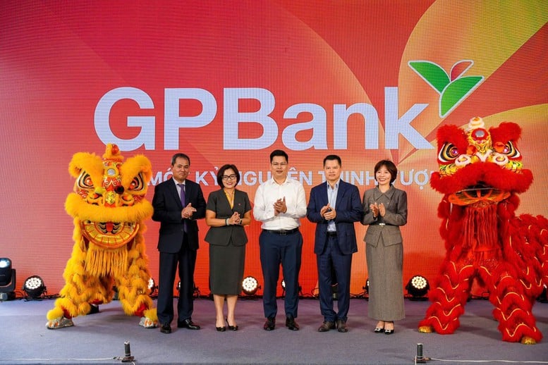 जीपीबैंक ने नाम बदला, वीपीबैंक के साथ GPBank đổi tên, mở “kỷ nguyên thịnh vượng” cùng VPBank- Ảnh 3.