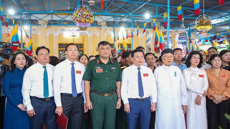 dai-bieu-2.jpg