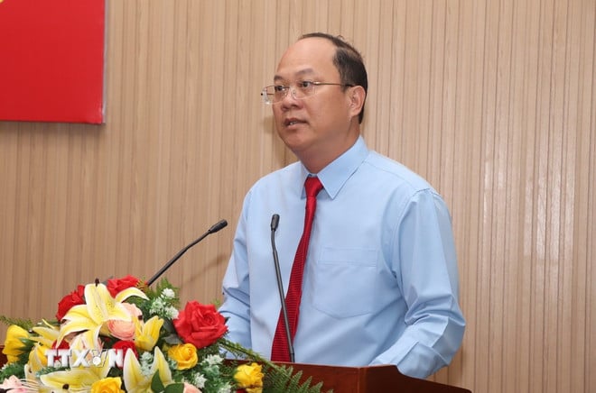 ttxvn-0910-bi-thu-tinh-uy-ca-mau-nguyen-ho-hai.jpg