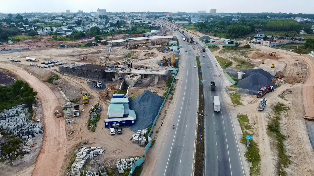 Ministry of Construction proposes Ho Chi Minh City to implement toll collection on Ring Road 3