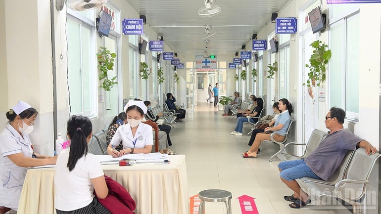 ndo_br_anh-2-trung-tam-y-te-mang-thit-luon-thong-thoang.jpg