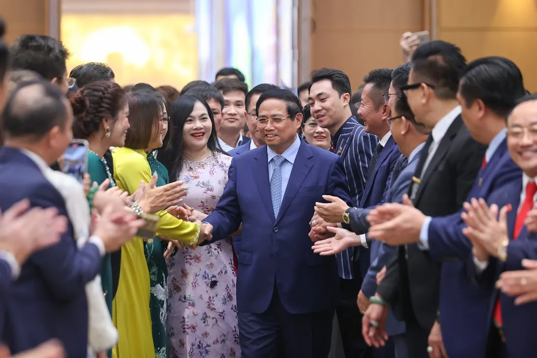 Thủ tướng đề nghị doanh nghiệp, doanh nhân Việt Nam phát huy '3 tiên phong' - Ảnh 1.