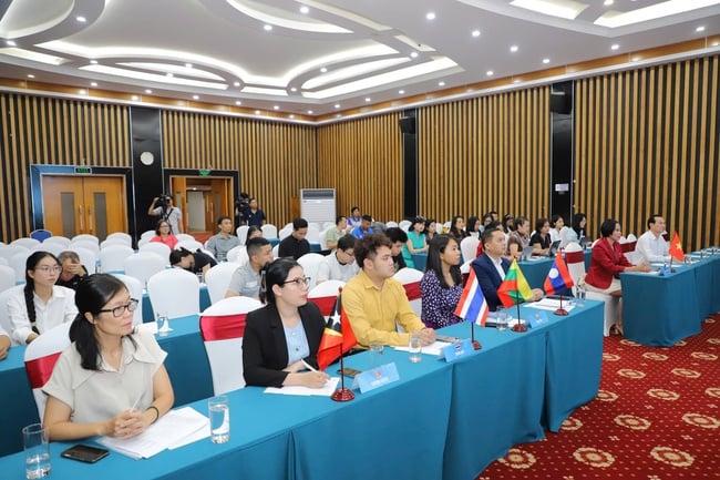 Det åttonde ministermötet för ASEAN om idrott: Bekräftelse av Vietnams roll, position och ansvar i Sydostasien - Foto 3. Hội nghị Bộ trưởng ASEAN về Thể thao lần thứ 8: Khẳng định vai trò, vị thế, trách nhiệm của Việt Nam trong khu vực Đông Nam Á - Ảnh 3.