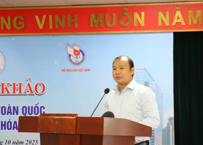 레 하이 빈 상임부차관: 제3회 국가언론상 Thứ trưởng Thường trực Lê Hải Bình: Lựa chọn những tác phẩm xuất sắc trao giải Báo chí toàn quốc “Vì sự nghiệp phát triển Văn hóa Việt Nam” lần thứ Ba - Ảnh 2.