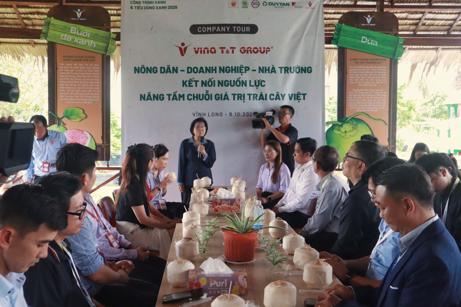 Photo caption