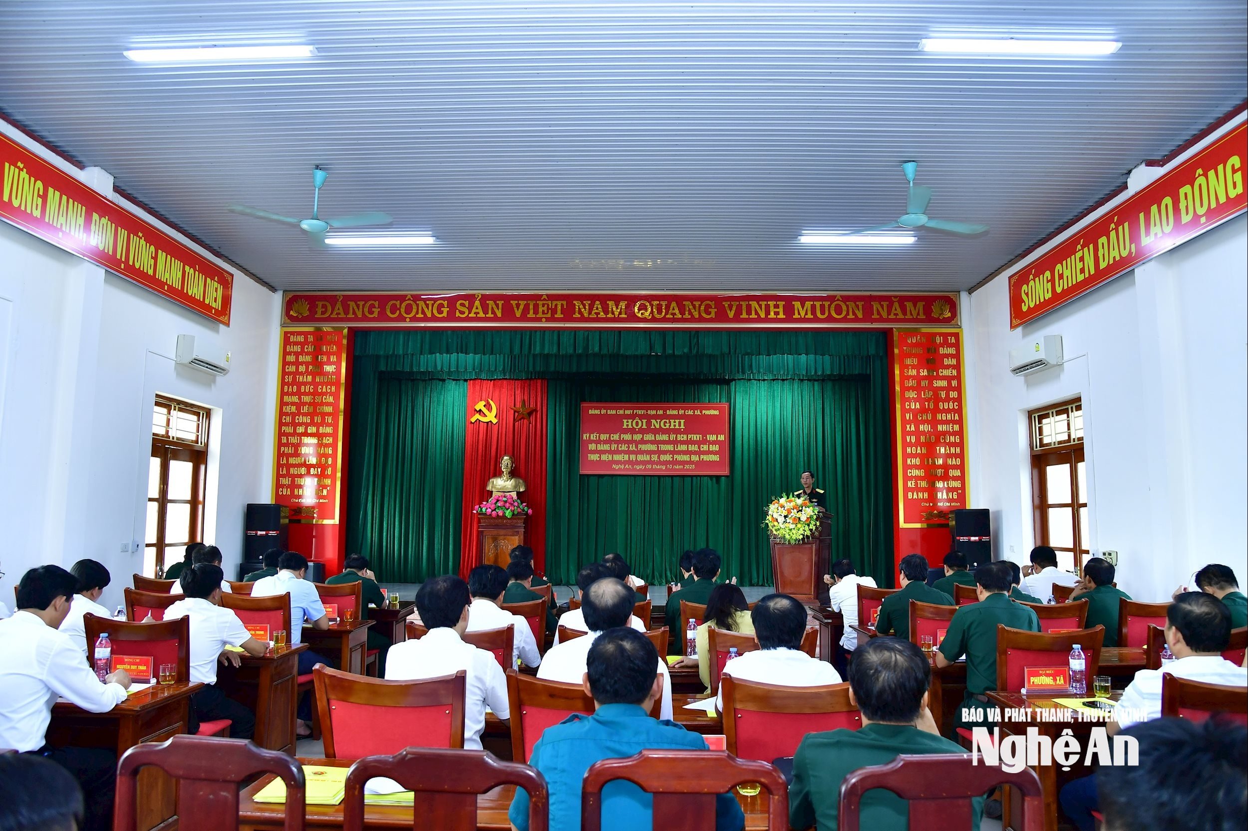 រូបថត ១