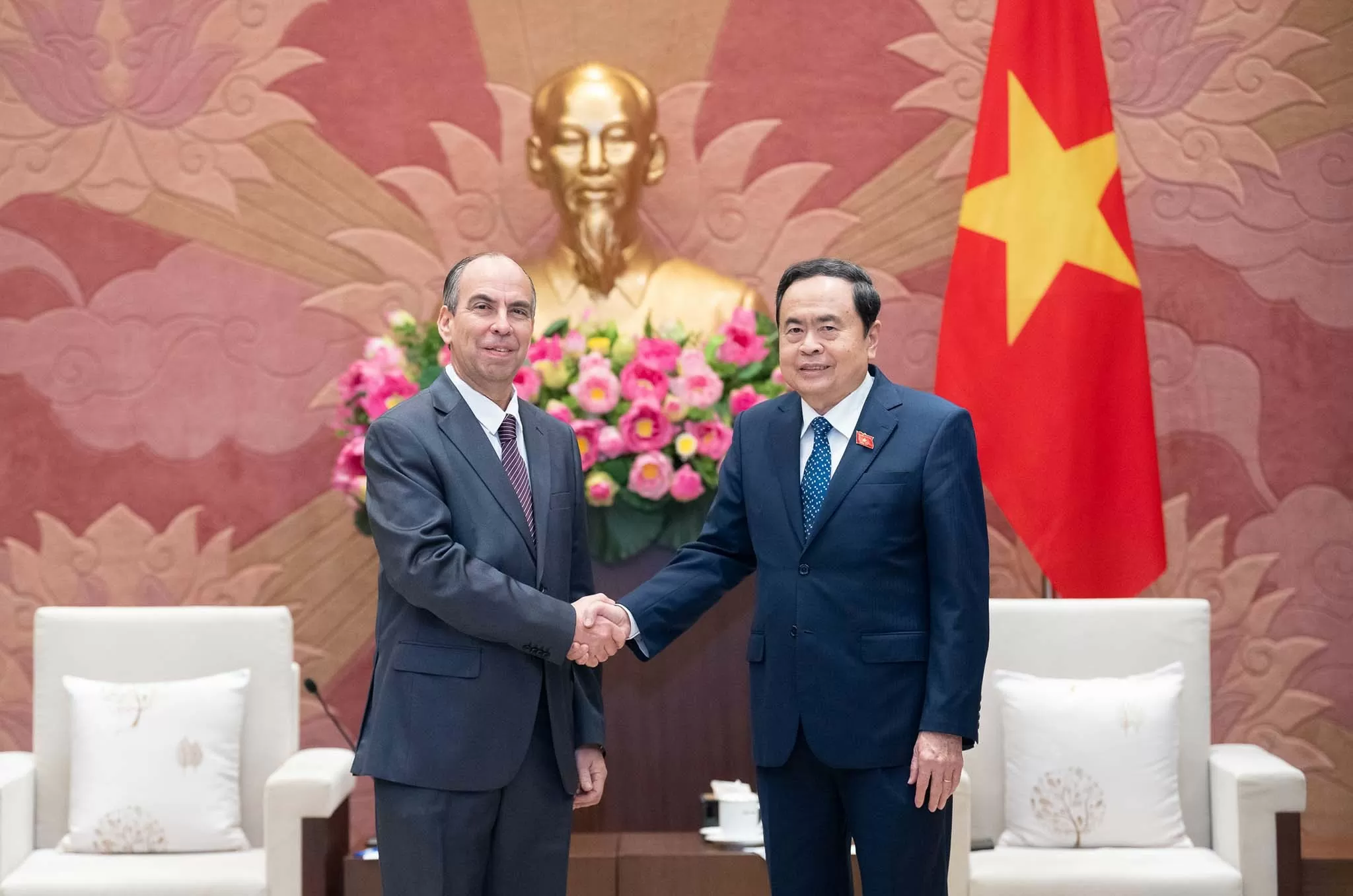 Chủ tịch Quốc hội Trần Thanh Mẫn tiếp Đại sứ Cuba tại Việt Nam Rogelio Polanco Fuentes. (Nguồn: quochoi.vn)