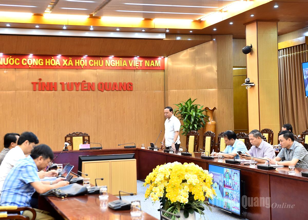 Provincial People's Committee held a meeting to respond to storm and flood situations.