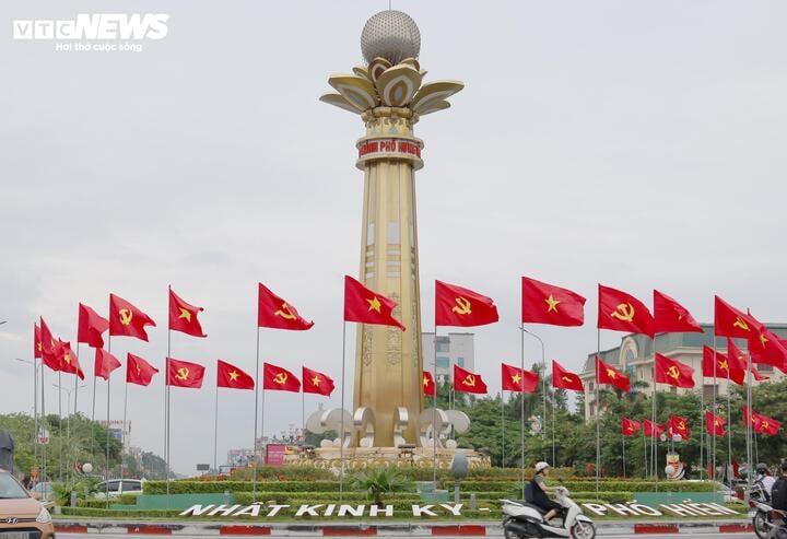 ការអភិវឌ្ឍន៍យ៉ាងឆាប់រហ័ស និរន្តរភាព និងតម្លៃរួមពីដំណើរការរួមបញ្ចូលគ្នាជាមួយខេត្ត Thai Binh បានរួមចំណែកលើកកំពស់ជំហរ កម្លាំង និងថាមពលរួមនៃសេដ្ឋកិច្ចរបស់ Hung Yen។