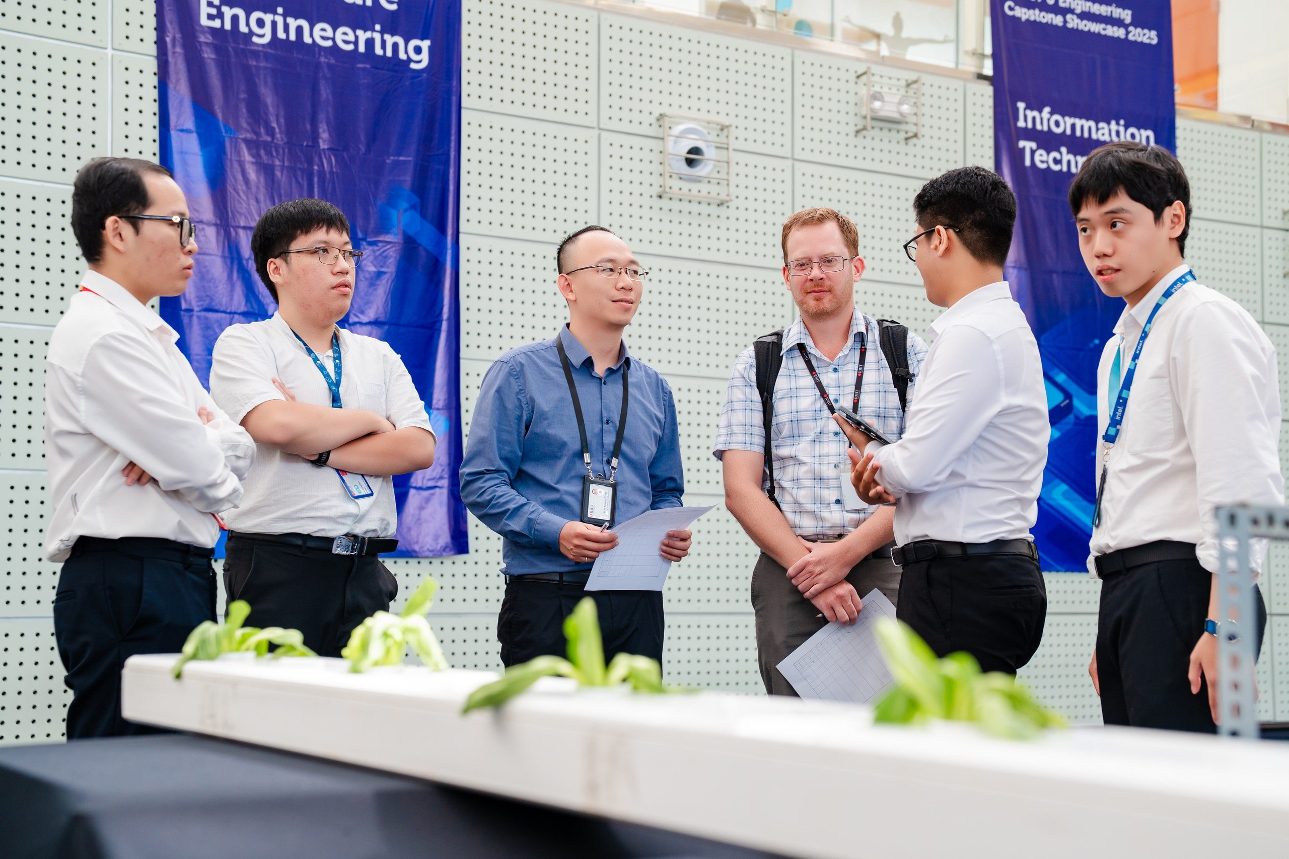 Triển lãm đồ án tốt nghiệp lớn kỷ lục của trường ĐH RMIT Việt Nam có gì?  - Ảnh 2.