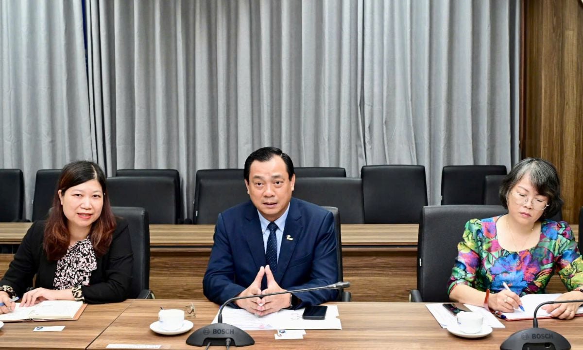 Tăng cường kết nối hàng không, trao đổi khách du lịch giữa Việt Nam và Fukuoka (Nhật Bản) - Ảnh 1.