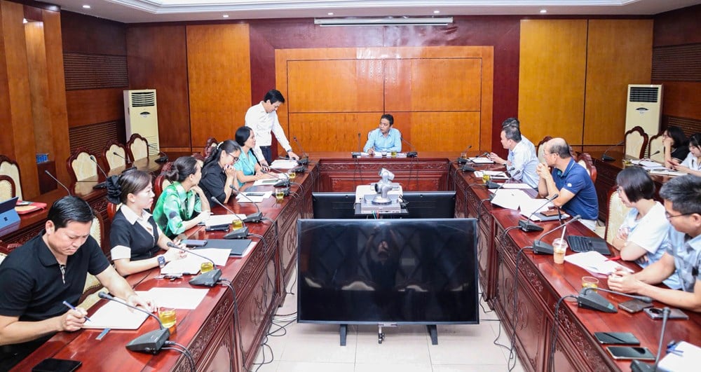 The participation of socialized subjects shows the consensus and cooperation of the whole society - photo 1