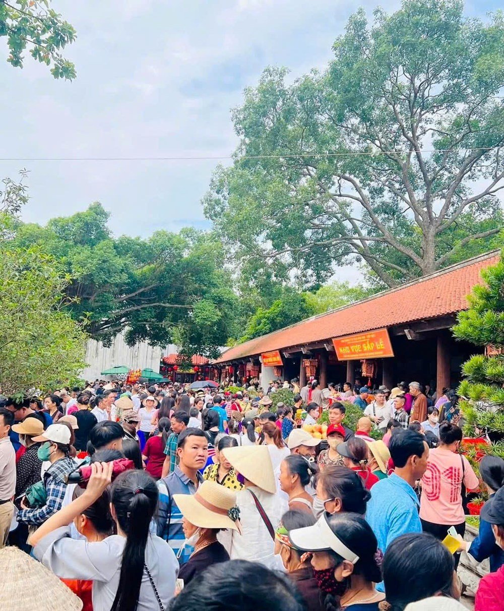 ពិធី​បើក​មហោស្រព Con Son - Kiep Bac Autumn Festival 2025 - រូបថត ៤
