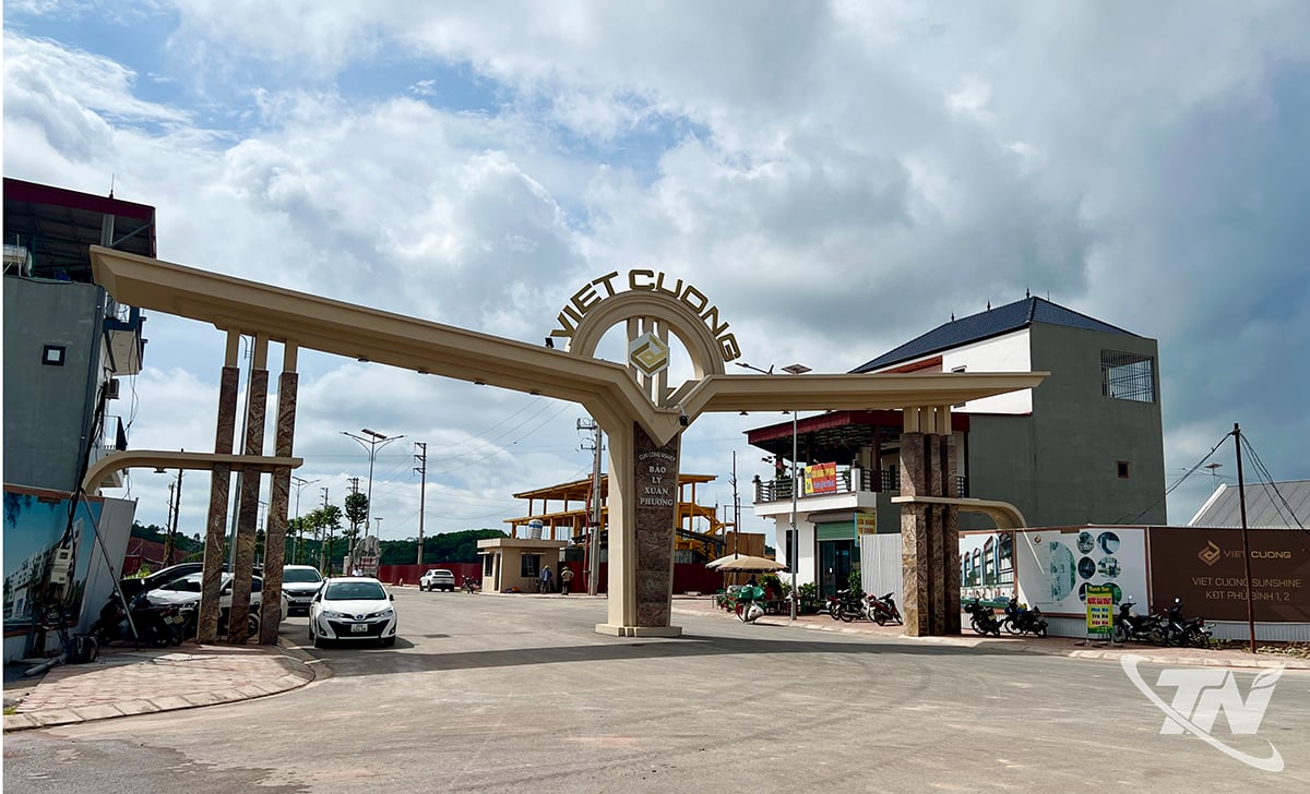 Bao Ly - Xuan Phuong Industrial Cluster (វិនិយោគដោយ Viet Cuong Construction Concrete Co., Ltd.) បានបំពេញ 100% នៃផ្ទៃដីឧស្សាហកម្មរបស់ខ្លួន ដោយទាក់ទាញអ្នកវិនិយោគបន្ទាប់បន្សំចំនួន 5 ដែលមានដើមទុនសរុបជាង 3,400 ពាន់លានដុង។