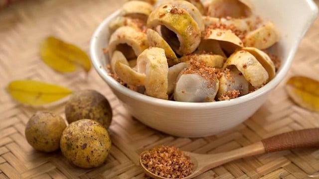 Top món ngon, ăn vặt mùa thu Hà Nội bạn nhất định phải thử 1 lần - Ảnh 2.