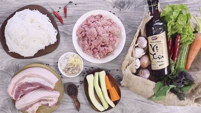 Cách làm bún chả, đặc sản Hà Nội bằng chảo chống dính  - Ảnh 1.