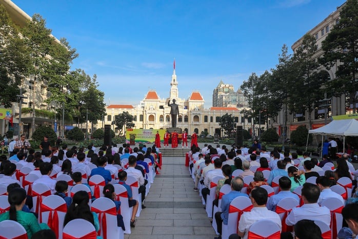 Học tập để trở thành công dân số, công dân toàn cầu - Ảnh 2.