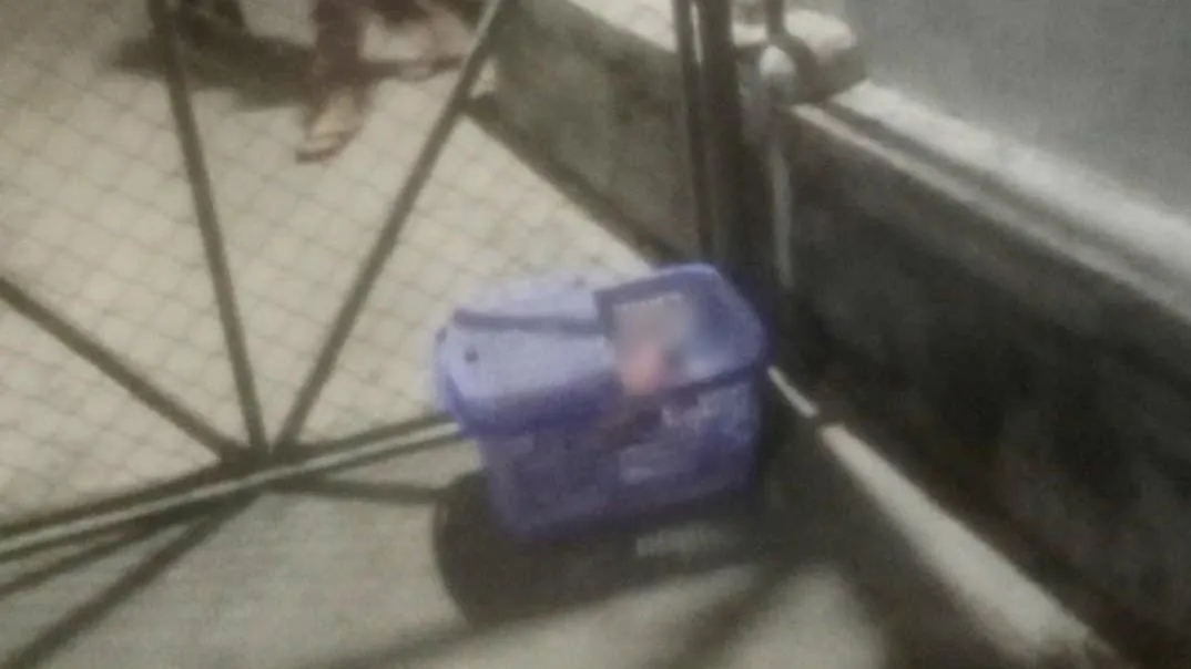 Khánh Hòa: Một bé gái sơ sinh bị bỏ rơi