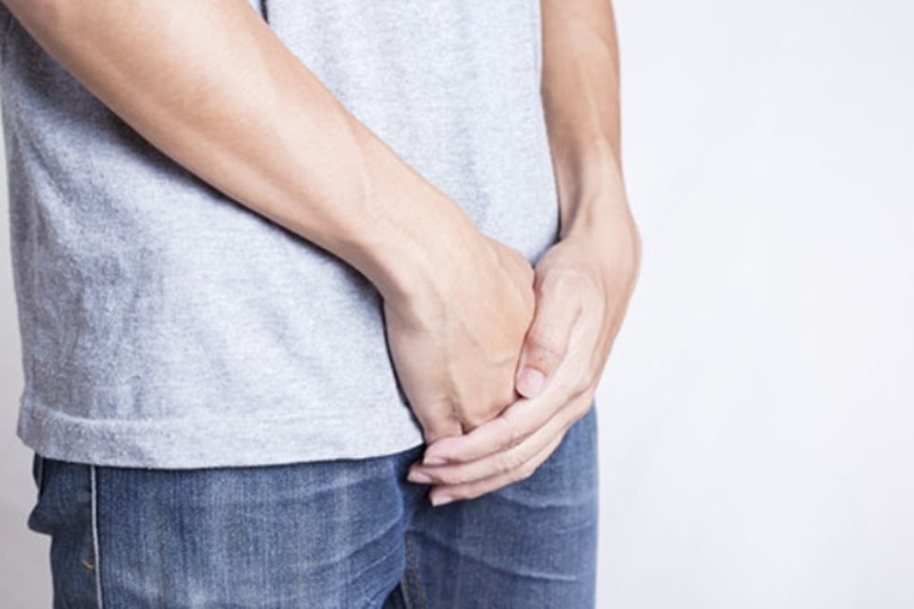 Tai nạn phòng the bất ngờ, người đàn ông phải đi cấp cứu - 1