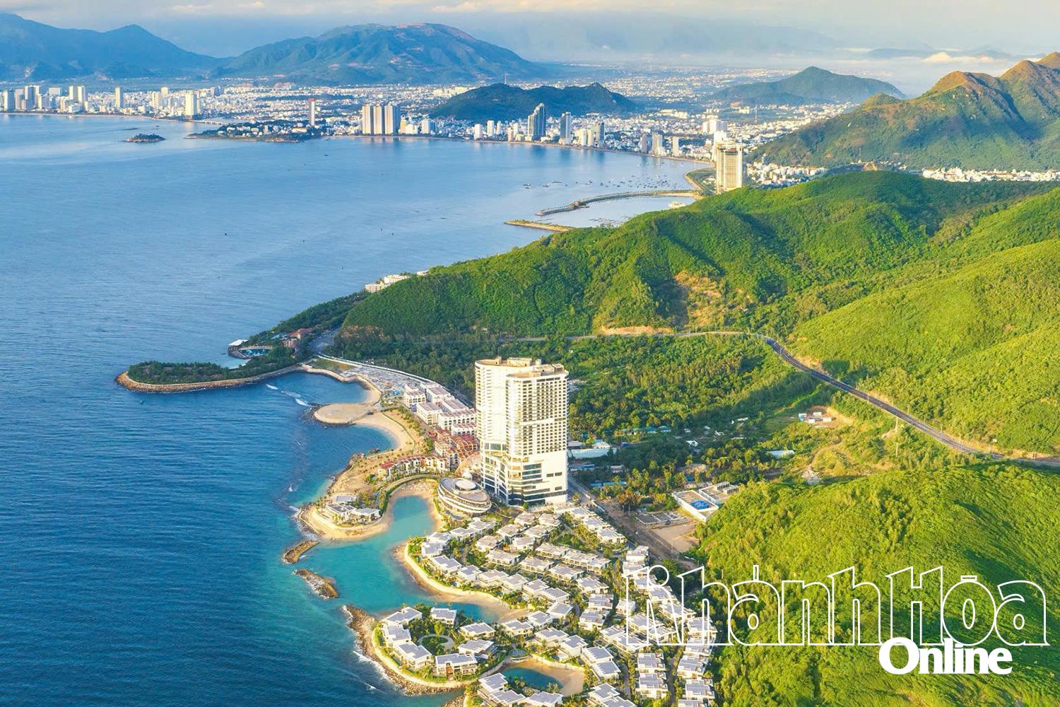 Khánh Hoà có rất nhiều lợi thế vượt trội để phát triển kinh tế biển. Ảnh Vương Mạnh Cường