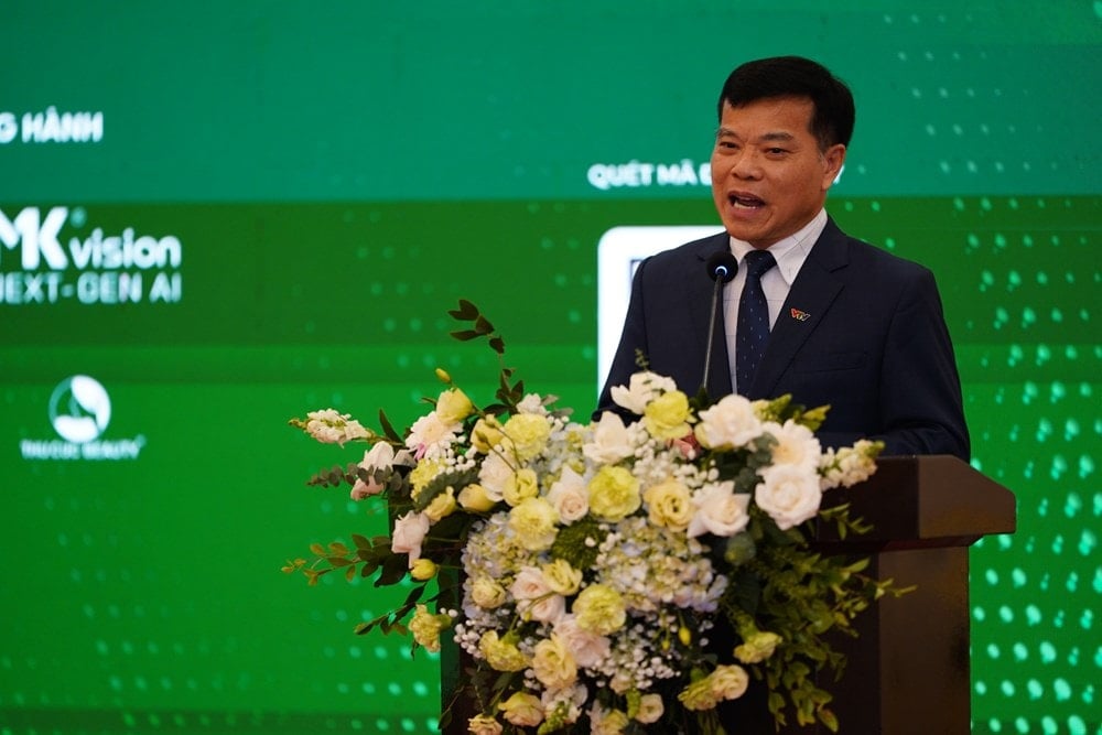 1-ong-dinh-dac-vinh.jpeg