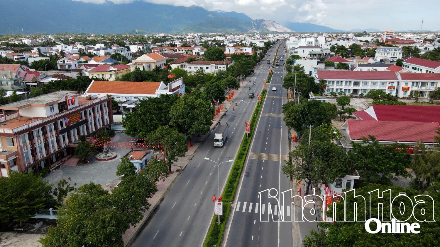 តំបន់កណ្តាលនៃឃុំ Van Ninh ។