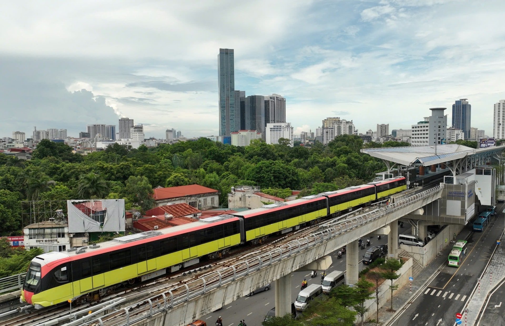Metro-route-3-doan-nhon-cau-giay.-anh-nguyen-quang.jpg