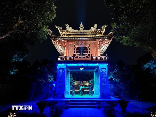 ttxvn-0810-van-mieu-quoc-tu-giam-2.jpg