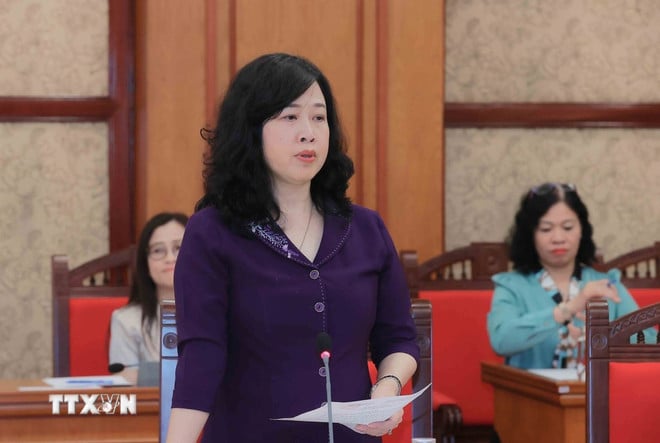 ttxvn-thuong-truc-ban-bi-thu-trung-uong-dang-lam-viec-voi-ban-thuong-vu-dang-uy-bo-y-te-10-2.jpg