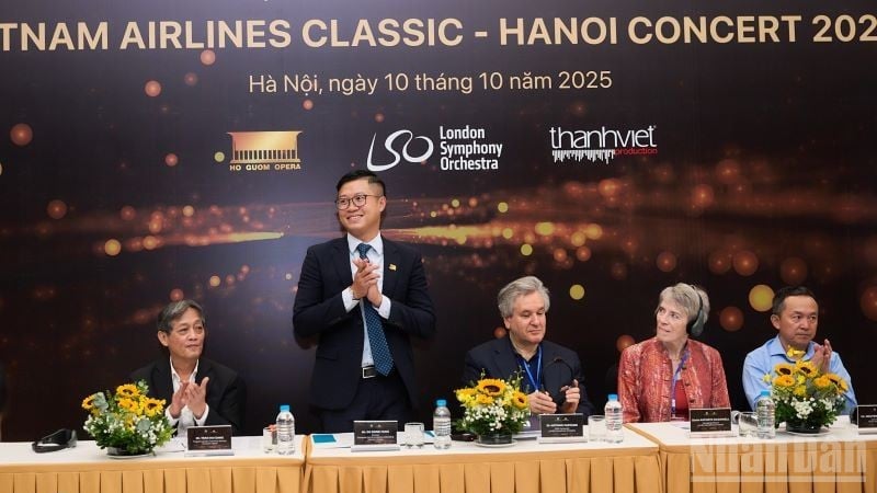Program Konser Vietnam Airlines Classic-Hanoi 2025 menjanjikan akan menjadi puncak acara artistik yang emosional bagi para penonton ibu kota musim gugur ini.