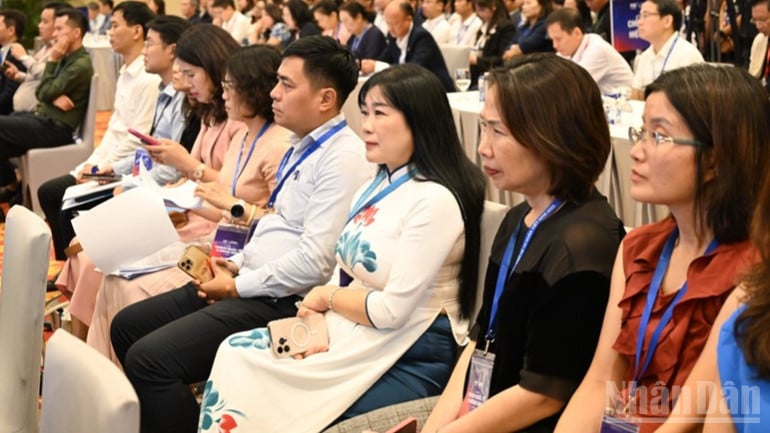 Các đại biểu tham dự "Toàn cảnh kinh tế tư nhân Việt Nam 2025". (Ảnh: TRẦN HẢI)