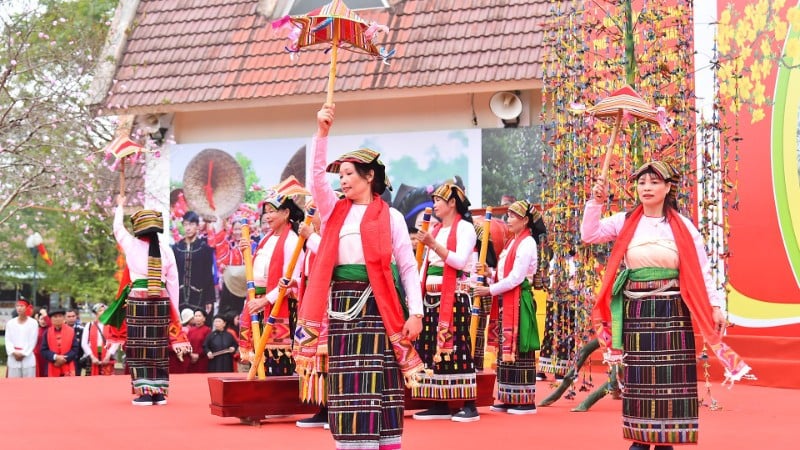 Ngày Văn hóa Việt Nam phải thật sự hướng về nhân dân, trở thành không gian lan tỏa các giá trị tốt đẹp.