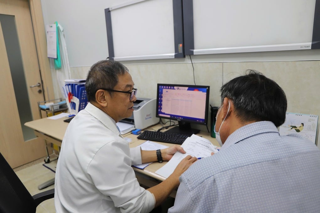 Căng cơ ở người cao tuổi, do nội trợ hay bệnh lý tiềm ẩn? - 1
