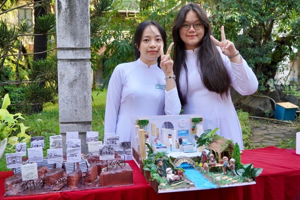 Khi học sinh TPHCM trở thành người lính, nghệ sĩ trong giờ học - 7