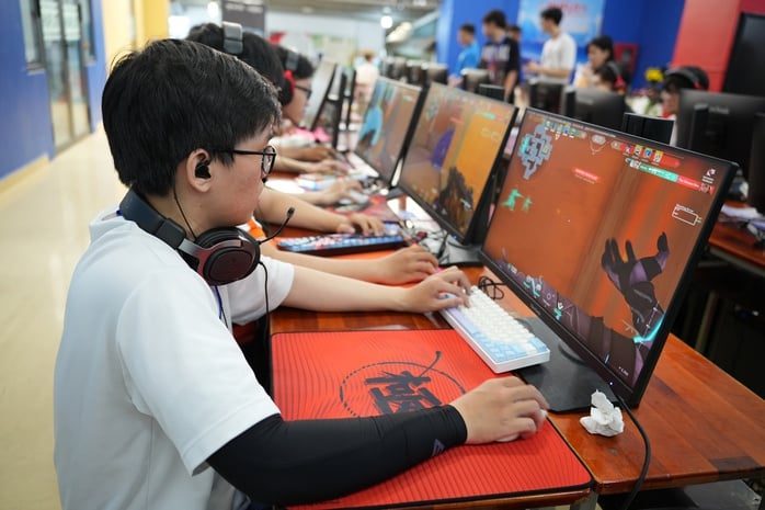 Chơi game