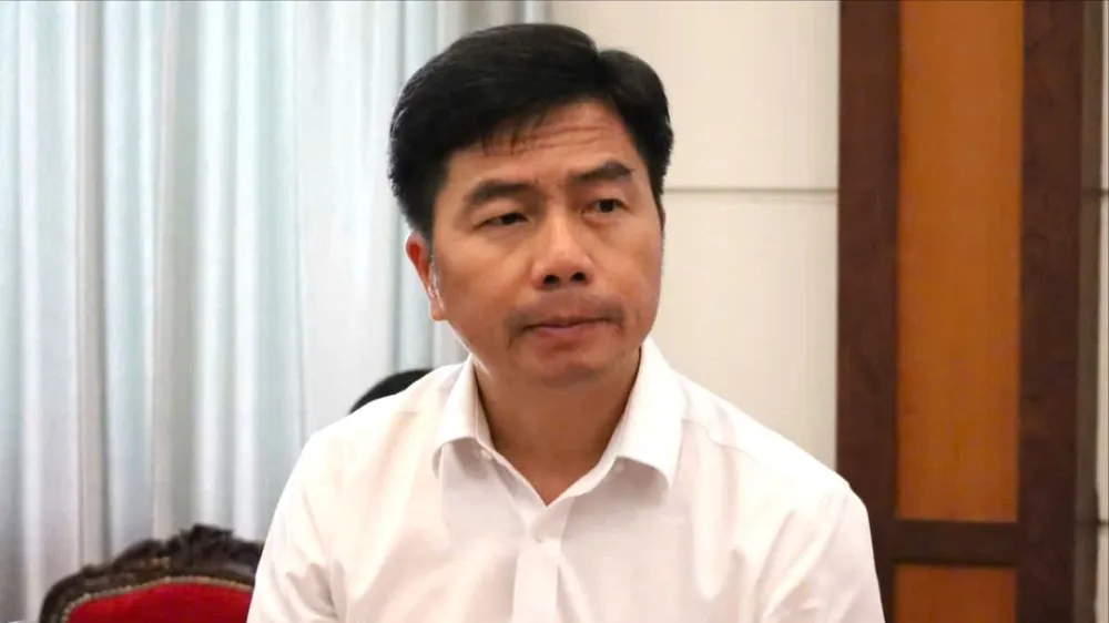 Võ Hoàng Ngân.jpg