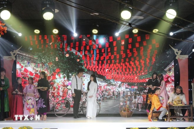 ttxvn-ao-dai-viet-nam-2.jpg