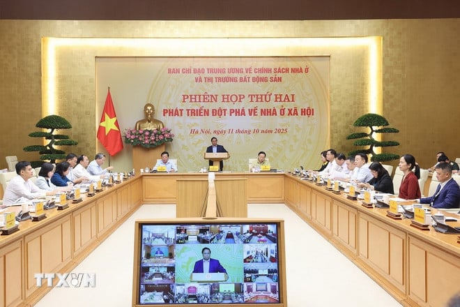 ttxvn-1110-thu-tuong-nha-o-xa-hoi-2.jpg
