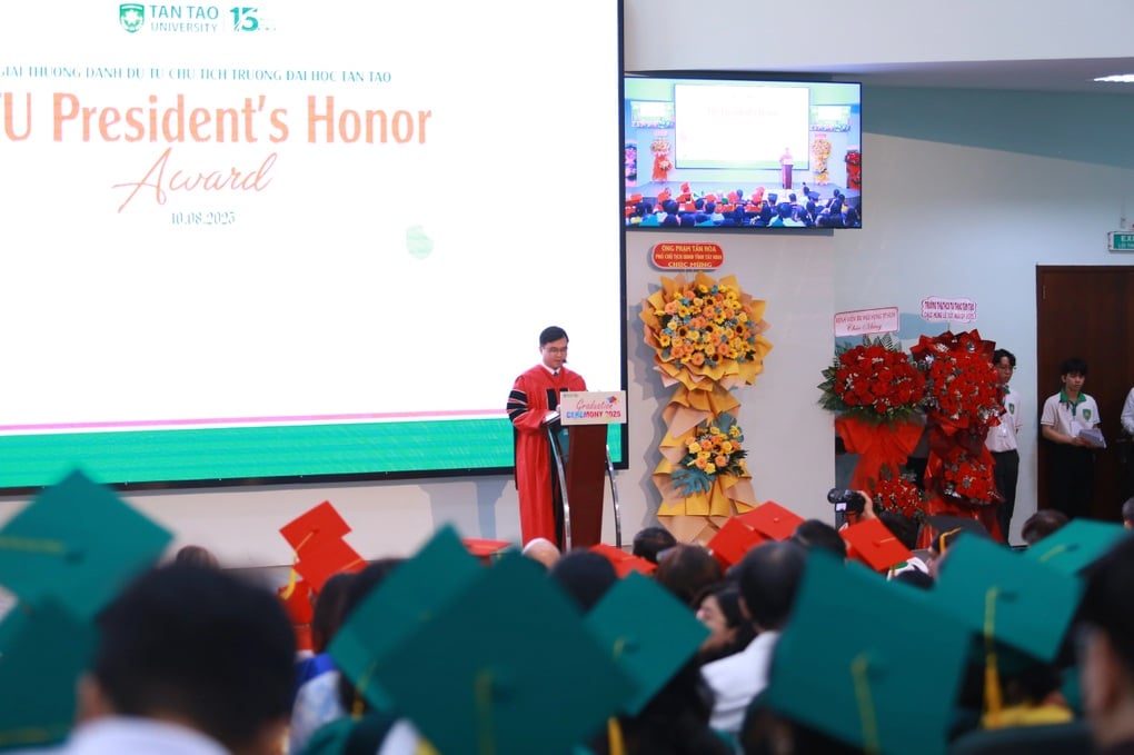 Từ vụ nam sinh 24 tuổi học tiến sĩ, “soi” bất thường sinh viên giỏi ngành y - 2