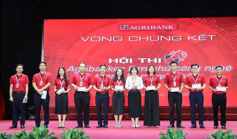 Agribank inspira criatividade com o Concurso Agribank khơi dậy bản lĩnh sáng tạo từ Hội thi “Làm chủ công nghệ trong kỷ nguyên số”- Ảnh 2.