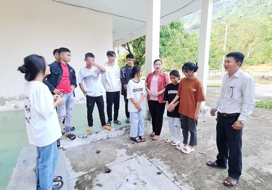 gambar (1)