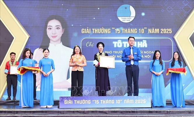 ចំណងជើងរូបថត