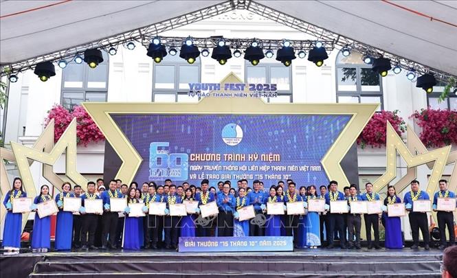 ចំណងជើងរូបថត