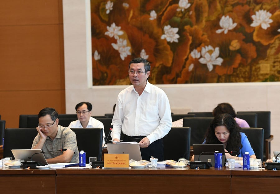 thu-truong-bo-gd-dt-nguyen-van-phuc.jpg