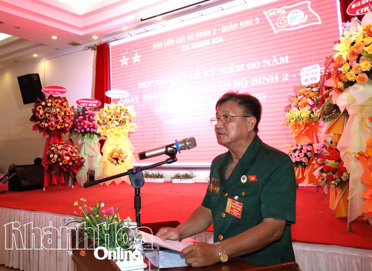 Ông Nguyễn Xuân Dũng - Trưởng Ban liên lạc đọc diễn văn kỷ niệm.