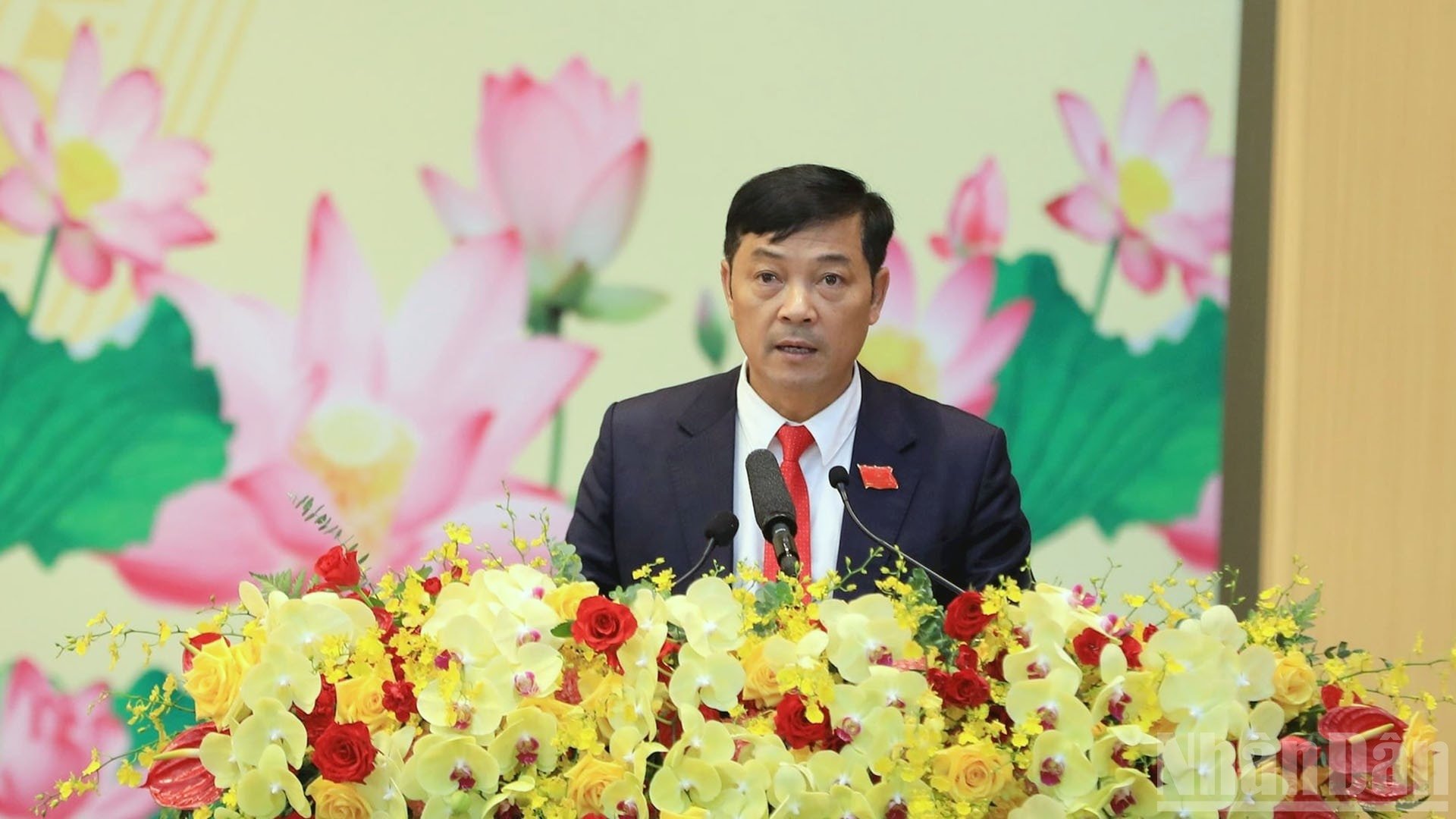 O camarada Le Trong Yen, membro do Comitê Permanente Provincial do Partido e vice-presidente do Comitê Popular Provincial de Lam Dong, fez um discurso no Congresso. ndo_br_8.jpg