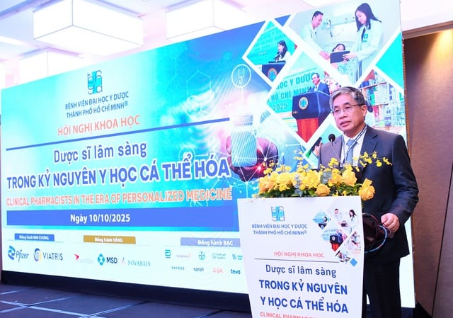 HỘI NGHỊ DƯỢC LÂM SÀNG 2025: DƯỢC SĨ LÂM SÀNG TRONG KỶ NGUYÊN Y HỌC CÁ THỂ HÓA - NÂNG TẦM VAI TRÒ CHUYÊN MÔN - Ảnh 2.