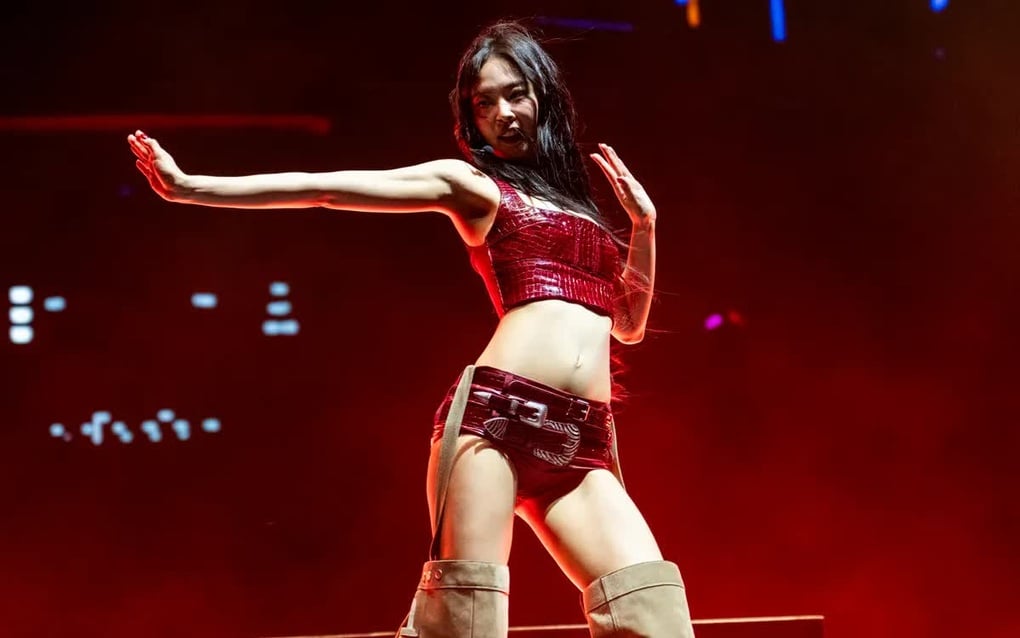 Cảnh tắm mưa táo bạo của Jennie trở thành chủ đề nóng, hút triệu lượt xem - 3