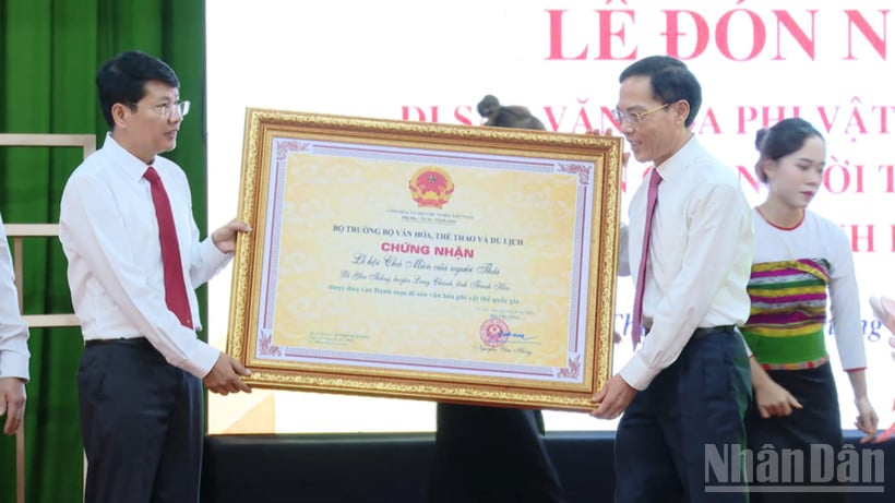 Lễ hội Chá Mùn được công nhận Di sản văn hóa phi vật thể Quốc gia.